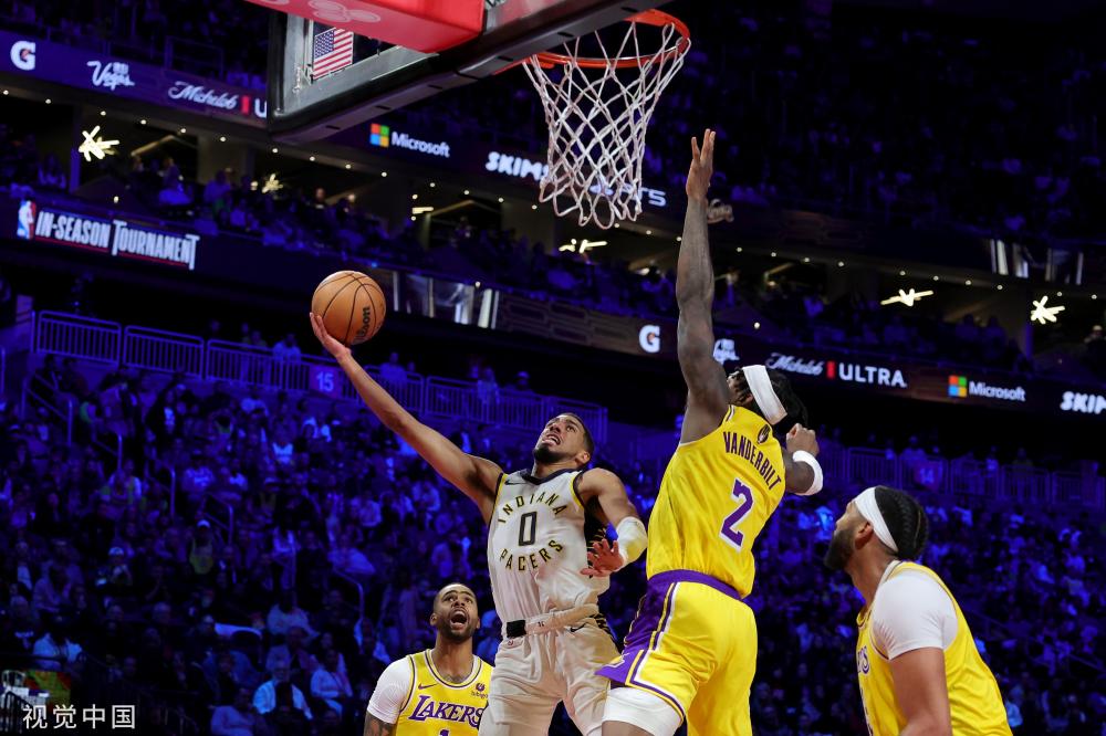 超中场位置 超中场位置