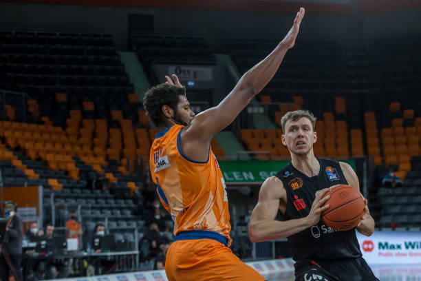 少数民族体 少数民族体