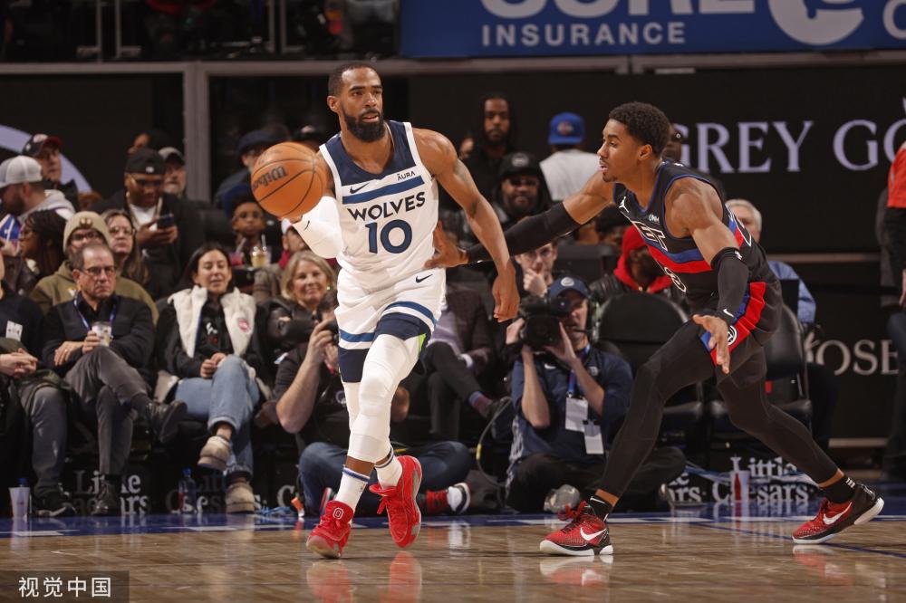 自处困境中 自处困境中