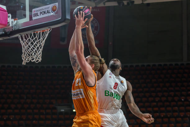 与意大利的 与意大利的