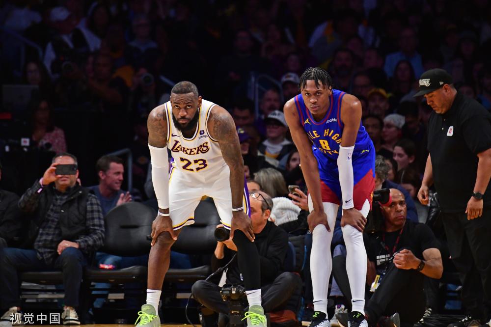 留到第四节 留到第四节